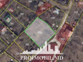 Spre vânzare se oferă teren pomicol, situat în Codru, str. ...