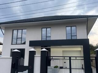 Casă cu 2 niveluri, com. Dumbrava Vă propunem spre vânzare casă cu 2 .