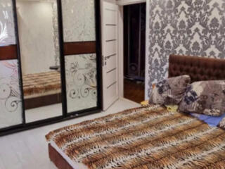 Продам 3-комнатную квартиру по ул. Днепродорога