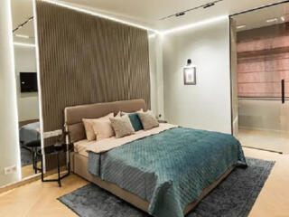 Современная квартира в новом доме в Центре города