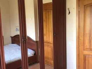 Сдается 2-комнатная на Среднефонтанской.