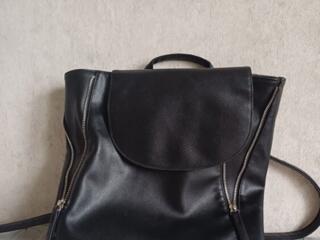 Продам кожаный портфель