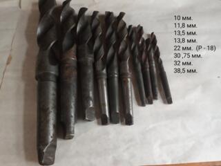 Метчик, плашка, сверло к/х, диск для циркулярки, втулки переходные.