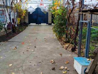 Чобручи центр дом 118 кВ удобства гараж подвал участок 30 сот