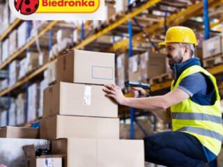 Требуются мужчины на склады!