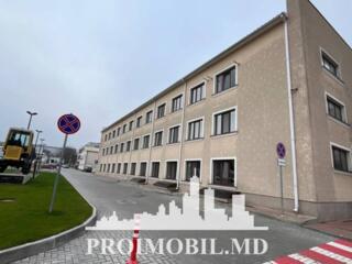 Spre chirie se oferă spațiu comercial, sect. Centru, str. Columna, cu 