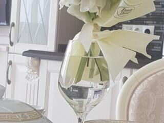 33095 33095. Продам простору квартиру з терасою ...