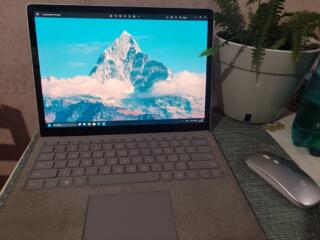 Ноутбук Microsoft Surface (сенсорный)