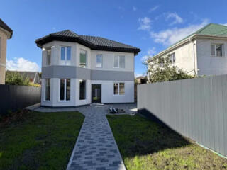 Продам новый 2-х этажный дом в с.Крыжановке (300 метров от моря)