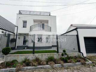 Spre chirie casă în 3 niveluri amplasată în sectorul ...