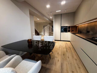 PENTHOUSE spațios în bloc nou, dat în exploatare, gata de trai, cu ...