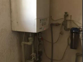 Продам двухэтажный дом в закрытом жм Добрый (Хаджибеевский район).