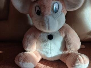 Плюшевая игрушка, новая, высота 50 см.