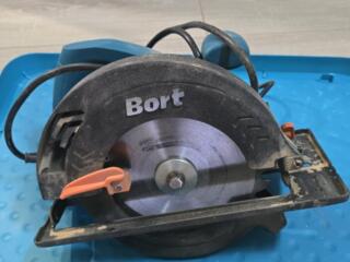 Продам циркулярную пилу bort BHK-185