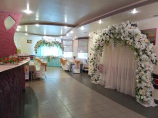 Банкетный зал. Торжества, свадьбы, корпоративы, банкеты.