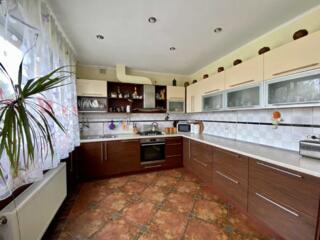 продаж 6-к будинок Бориспільський, Бориспіль, 200000 $