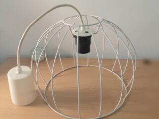 Белый металлический светильник (лофт стиль)