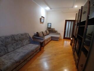 2 кв. ул. Попудренко 22/14, (ул. П. Полуботка),