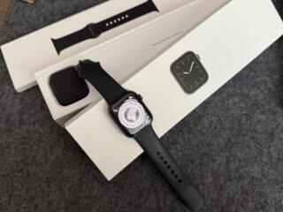 Apple Watch Series 5 44mm