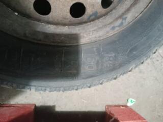 Комплект шин+диски (стояли на Тойота Ярис) 1000 руб 185/60/15