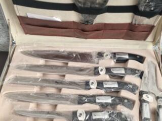 Продам набор ножей и вилок.