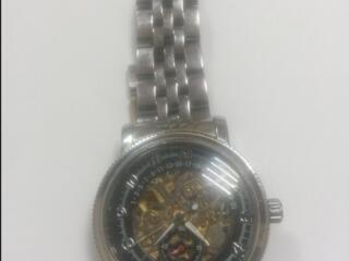 Продам мужские наручные механические часы "скелетоны" с самоподзаводом