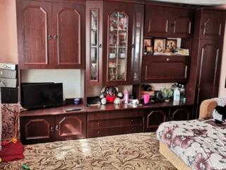 У продажу 4 к. будинок під ремонт з 2к. жилою времянкою. Терновка