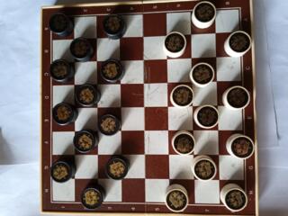 Домино, шахматы, шашки магнитные, лото, набор фокусника, счеты-все из СССР