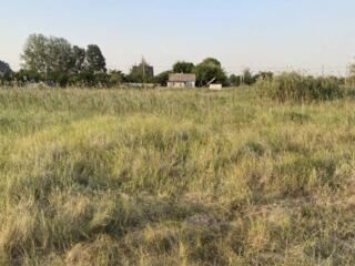 В продаже участок 6 соток, расположенный в Протопоповке, на берегу ...