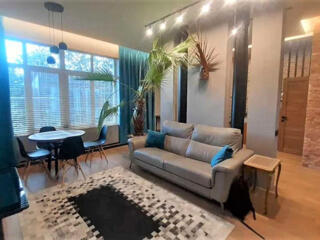 Современный дом с ремонтом на Фонтане