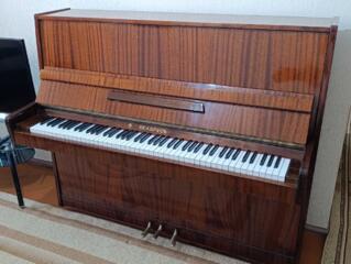 Продам фортепияно