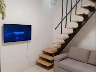 Продам двухэтажный танхаус 52 кв. м., Слободка.