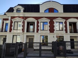 Townhouse cu 3 niveluri, sect. Botanica Vă propunem spre vânzare ...
