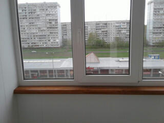 Оконная рама. С двух сторон есть стекло 195см шина..... 1640 высота