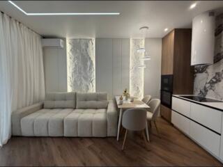 36591Продам стильную евродвушку с новым ...