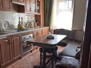 Четырехкомнатная квартира на улице Люстдорфская дорога, Таирова.