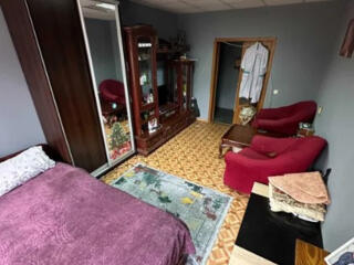 продам  3х комнатную квартиру + рядом готовый бизнес.