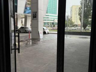 довгострокова оренда об’єкт сфери послуг Київ, Шевченківський, 870 $/м