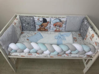 Продам бортики для кроватки