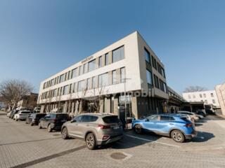 Spre chirie spațiu comercial/oficiu amplasat în Parcul ...