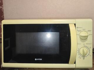 Продам микроволновку Vitek