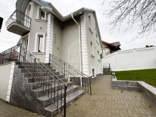 Chirie casă cu terasă cu amplasare la doar 10 min. de parcul Valea ...