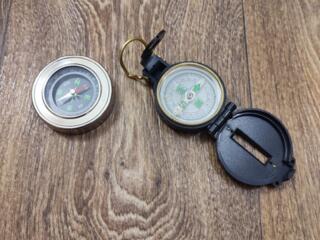 Продам компасы