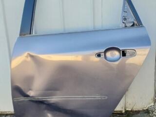 Продам заднюю левую дверь на мазда 3