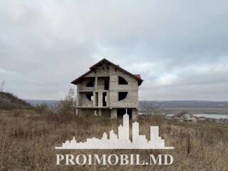 Vă propunem spre vânzare această casă în Ialoveni, sat. Nimoreni, cu .