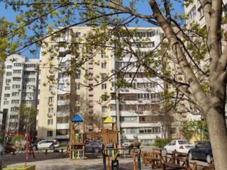 3-комнатная квартира с ремонтом в центре Одессы