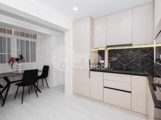 Spre vânzare apartament amplasat în bloc secundar din ...