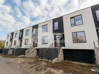 Spre vânzare townhouse situat în or. Codru, str. ...