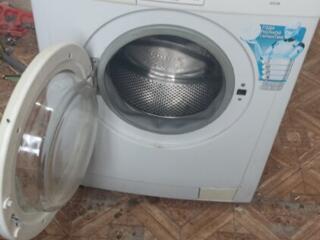 Продам недорого стиральную машинку
