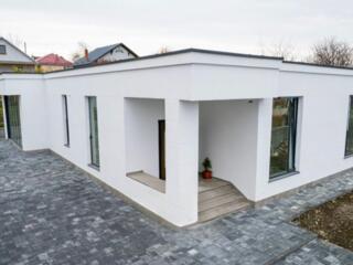 Vânzare casă 1 nivel com. Ciorescu teren 7ari varianta alba